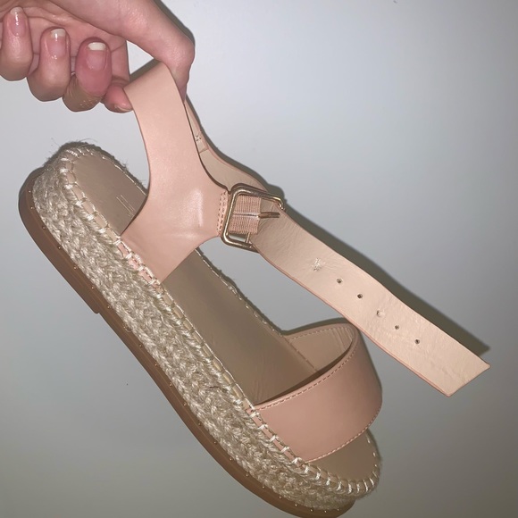 Y2K Vintage pink & gold espadrilles platform sandals. Perfect for summer glam! - Picture 3 of 4